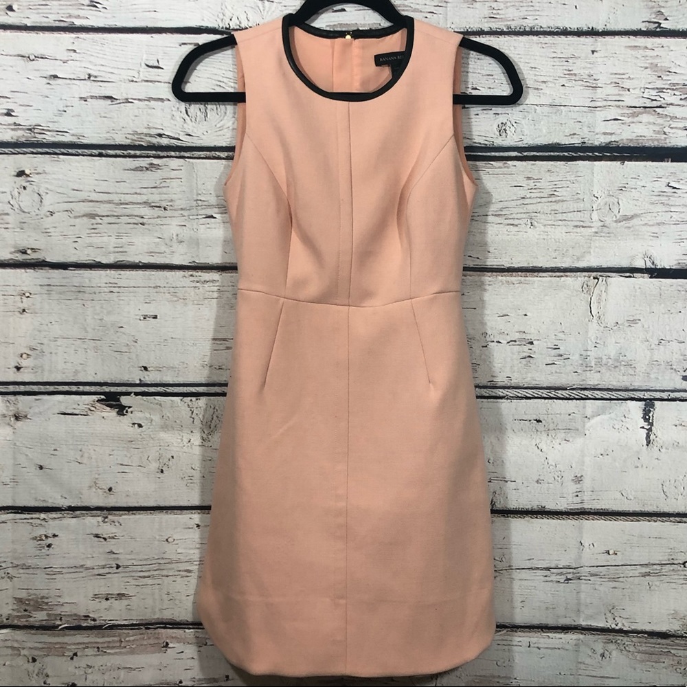 Banana Republic Sleeveless peach dress